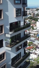 Edifícios Residenciais e Comerciais