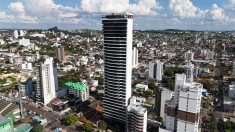 Edifícios Residenciais e Comerciais
